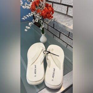 Ardene White Flip-Flop Sandals